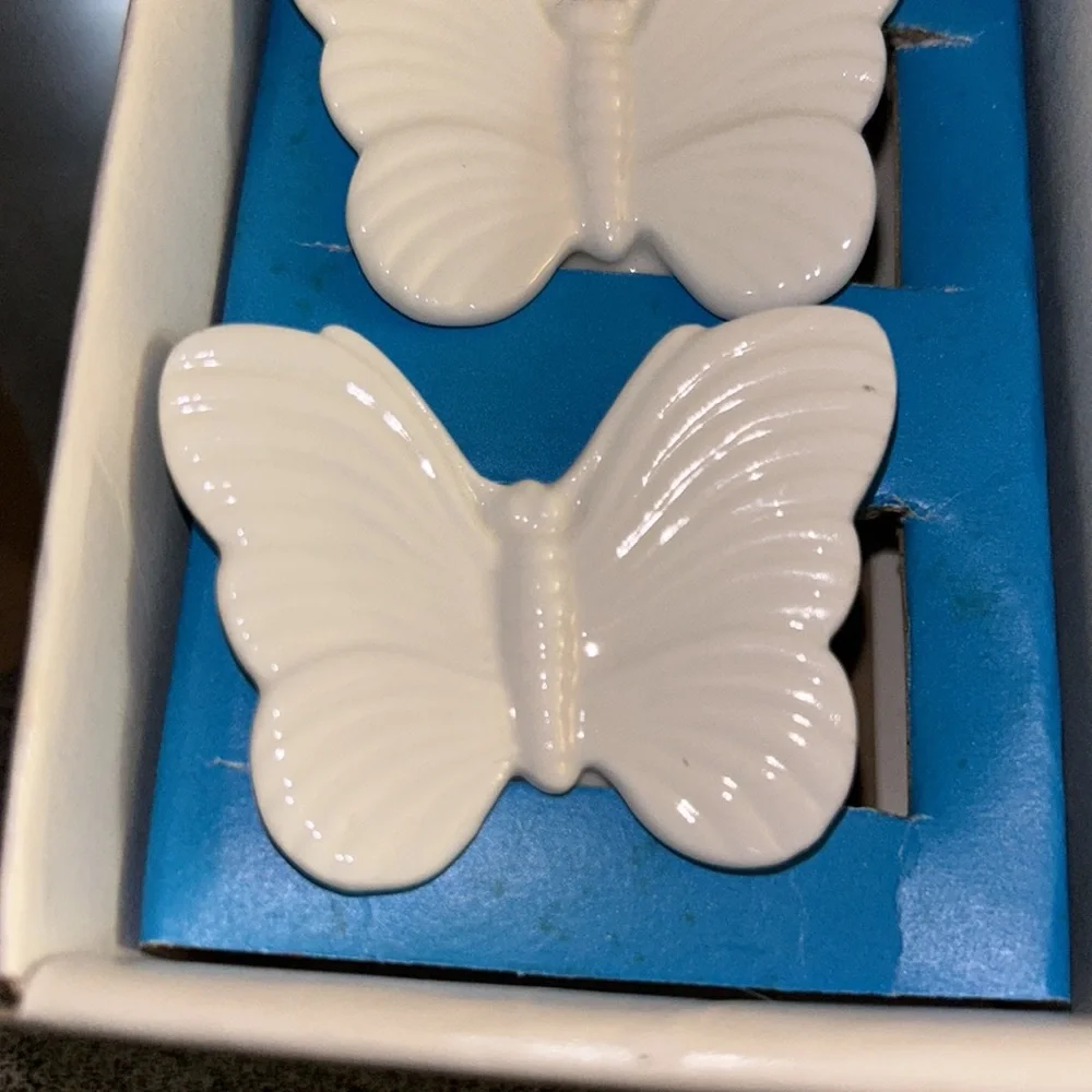 NWT Genuine Bone China Butterfly Napkin Rings set of 4